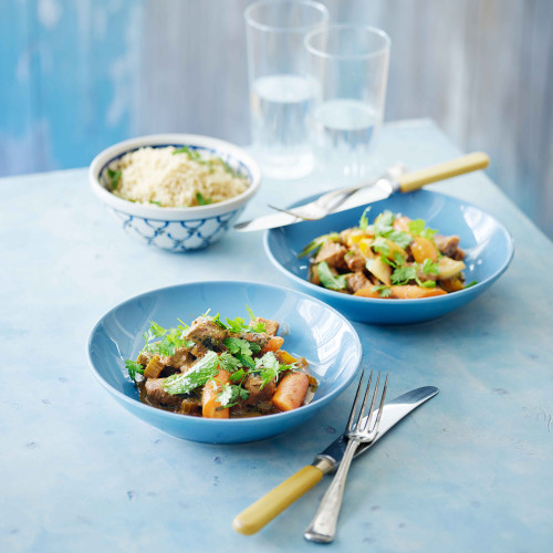 Tagine-med-kalv,-nye-grønsager,-mynte-og-yoghurt_Lindahls2223