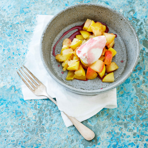 Æblekompot_med_yoghurt